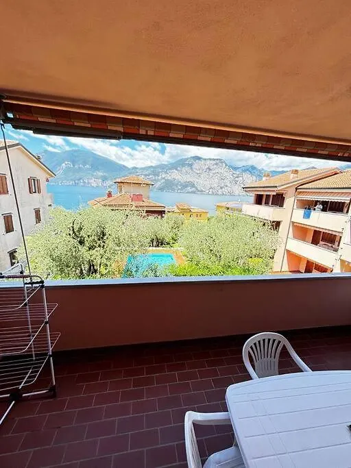 Casa Luna-Con Piscina E Vista Lago Brenzone Appartement