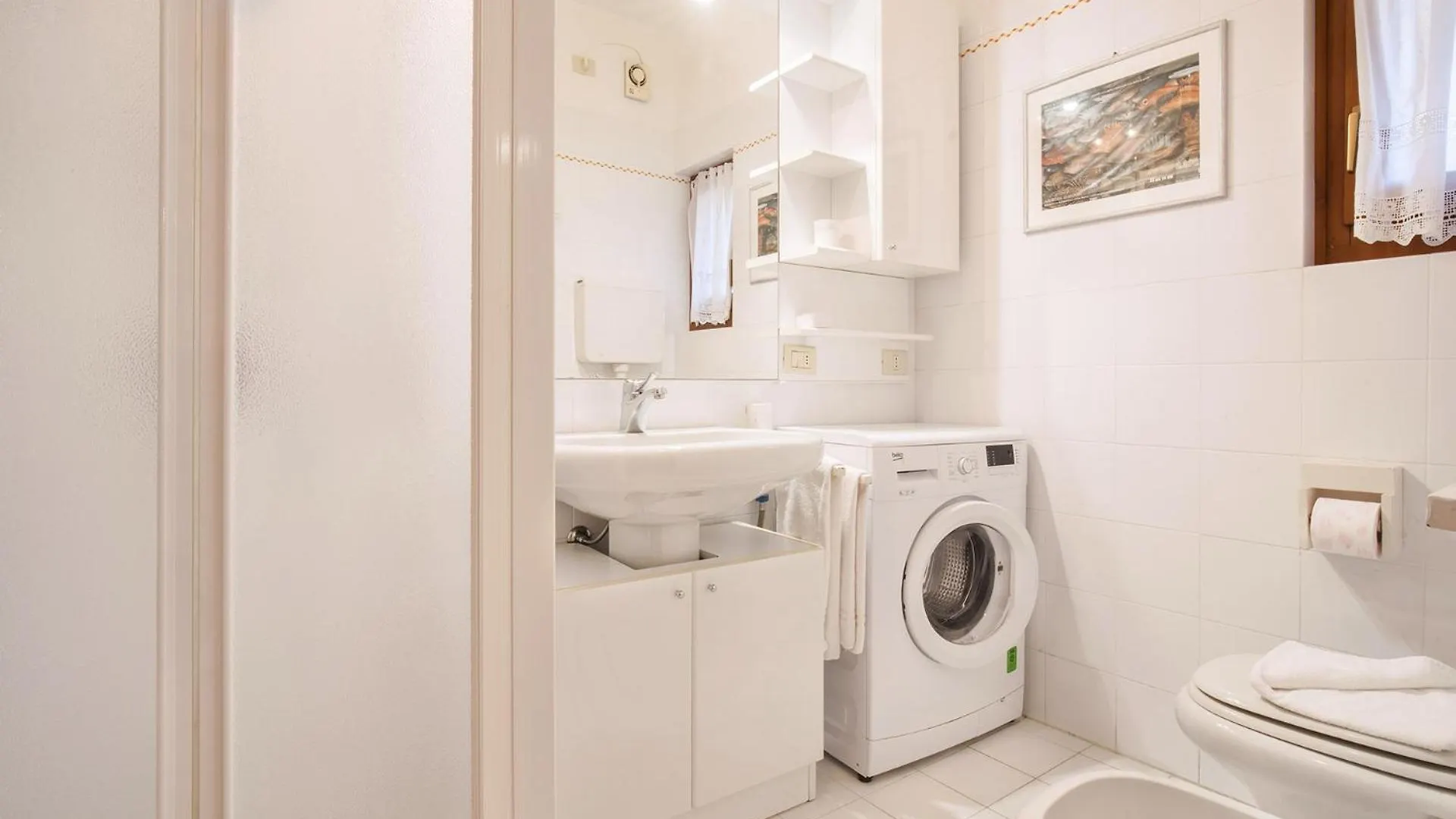 Casa Luna-Con Piscina E Vista Lago Brenzone Appartement